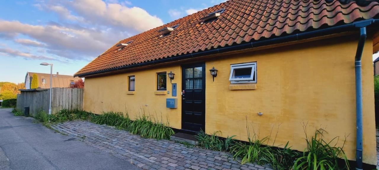 Yellow House Hostel Köpenhamn Exteriör bild